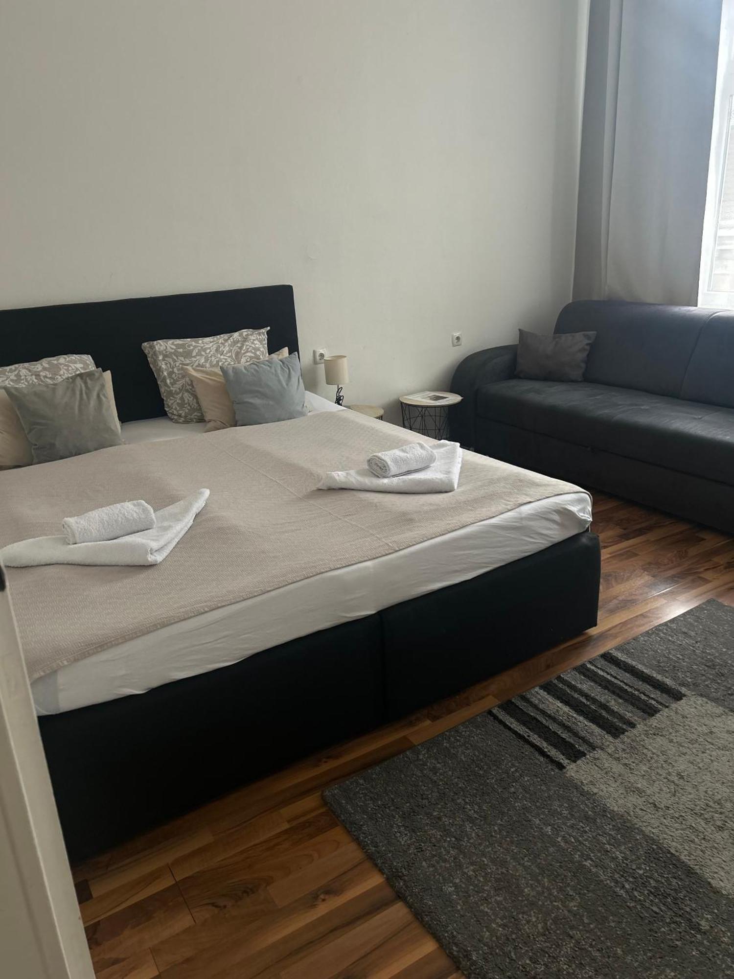 Paower Apartment Виена Екстериор снимка